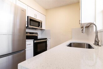 7901 NW 44th Ct in Coral Springs, FL - Building Photo - Building Photo