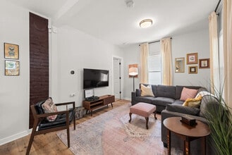 19620 Ormiston Ave in Euclid, OH - Building Photo - Building Photo