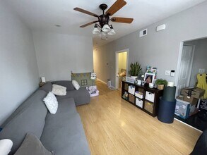 2734 N Lawndale Ave, Unit 1 in Chicago, IL - Building Photo - Building Photo