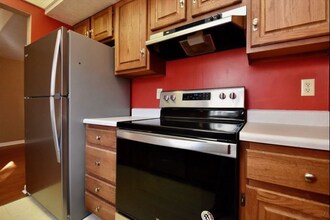 6831 N Frostwood Pkwy in Peoria, IL - Building Photo - Building Photo