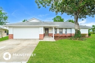 1862 Joyner Dr in Deltona, FL - Building Photo