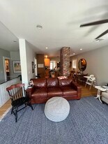 19 Rockview St, Unit 1R in Boston, MA - Building Photo