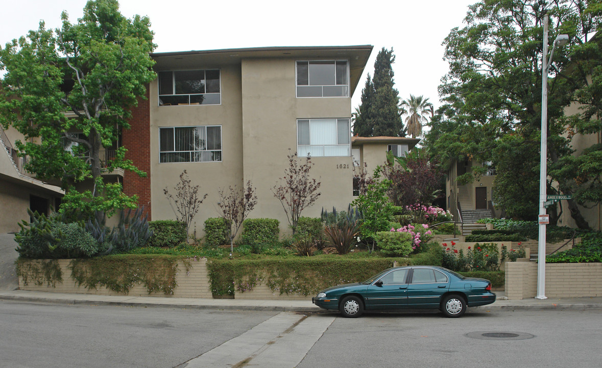 Amberwood Apartments in South Pasadena, CA - Building Photo