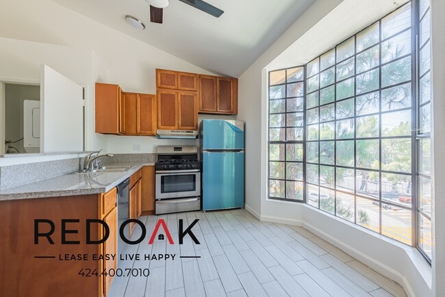 property at 10304 Tujunga Canyon Blvd