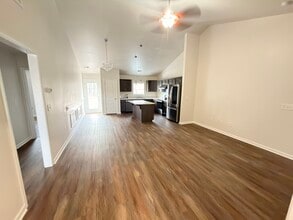 106 Cloverdale Ln in Simpsonville, SC - Building Photo - Building Photo