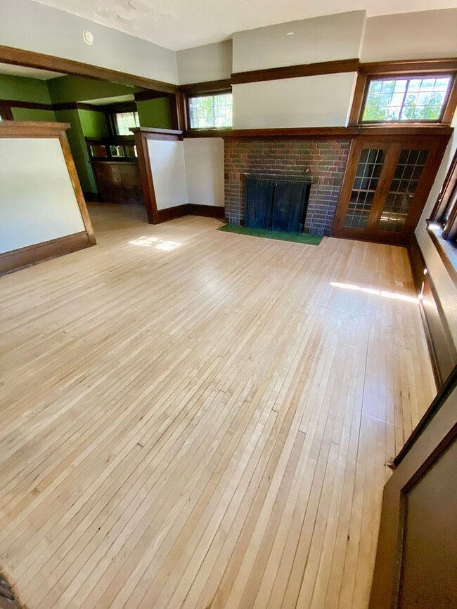 2016-2018 E 6th St in Duluth, MN - Building Photo - Building Photo