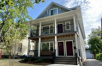 1076 14th Ave SE in Minneapolis, MN - Building Photo - Building Photo