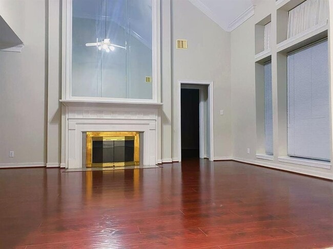 property at 4807 Whitby Cir