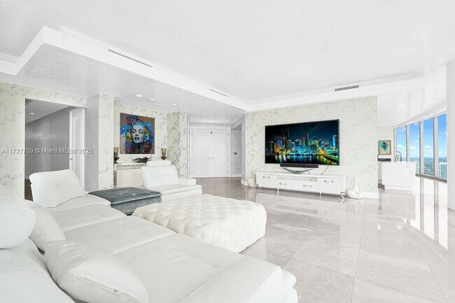 17901 Collins Ave, Unit 4005 in Sunny Isles Beach, FL - Foto de edificio - Building Photo