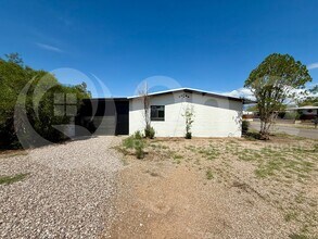 1715 N Highland Ave in Tucson, AZ - Building Photo - Building Photo