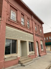 909 1st St in Redfield, IA - Building Photo - Building Photo