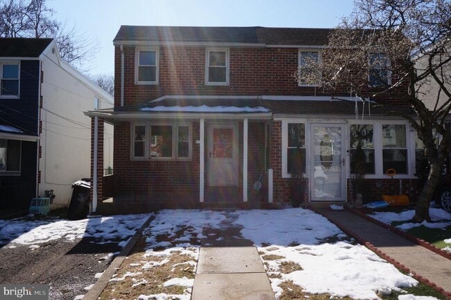 property at 250 E Chestnut St