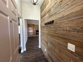 13 Woodgate Dr in Yukon, OK - Building Photo - Building Photo