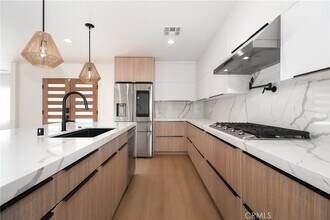 22539 Dolorosa St in Los Angeles, CA - Building Photo - Building Photo