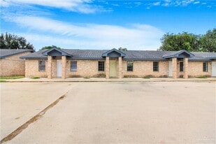 13 Mile 17 1/2 Rd in Edinburg, TX - Building Photo