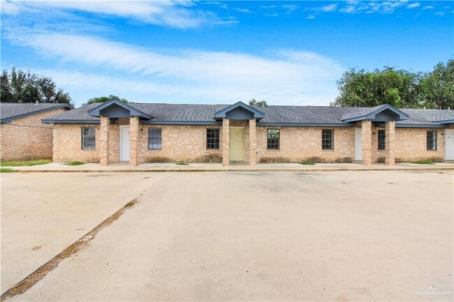 property at 2612 S 17 1/2 St