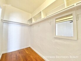 4852 Rosewood Ave, Unit 8 in Los Angeles, CA - Building Photo