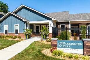 Barrington Park Townhomes in Lenexa, KS - Building Photo