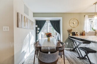 9235 Jessica Dr in Manassas Park, VA - Building Photo - Building Photo