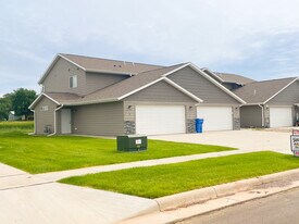 110 Tanner Ct, Unit 3 in Tea, SD - Building Photo
