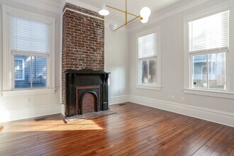 304 E Duffy St in Savannah, GA - Building Photo - Building Photo