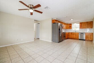 3107 Birch Ct in Dunedin, FL - Building Photo - Building Photo