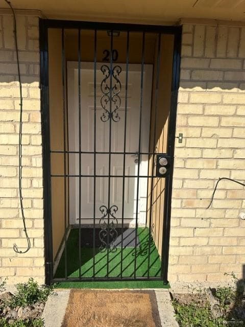 19 El Rancho Rd in McAllen, TX - Foto de edificio - Building Photo