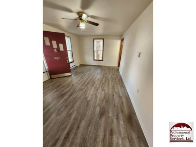 21379 Mt Lena Rd in Boonsboro, MD - Foto de edificio - Building Photo