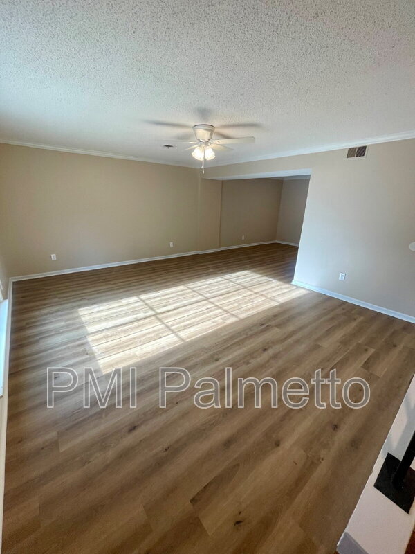 4704 Palm Tree Ln in Columbia, SC - Building Photo - Building Photo