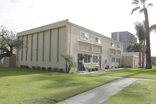 3940 W El Prado Ave Apartments