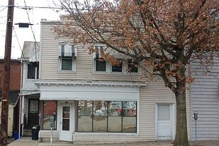 305 7th St, Unit 3 in Huntingdon, PA - Building Photo