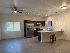 1528 E Grovers Ave in Phoenix, AZ - Building Photo - Building Photo