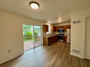 106 Chukar Ct in Lititz, PA - Foto de edificio - Building Photo