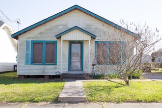 712 14th St in Lake Charles, LA - Building Photo - Building Photo