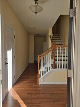 120 Linden Park Ln in Cary, NC - Foto de edificio - Building Photo