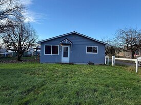 22626 Sofie Rd in Monroe, WA - Building Photo