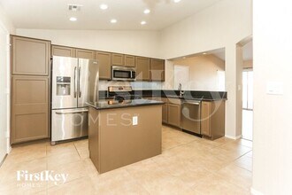 5008 Camino Del Santo Pkwy in North Las Vegas, NV - Building Photo - Building Photo