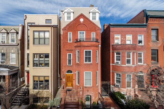 1459 Harvard St NW in Washington, DC - Building Photo - Building Photo