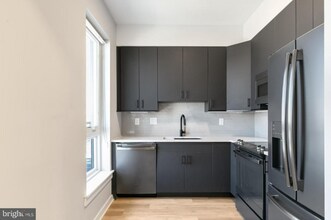 104 W Berks St in Philadelphia, PA - Building Photo - Building Photo