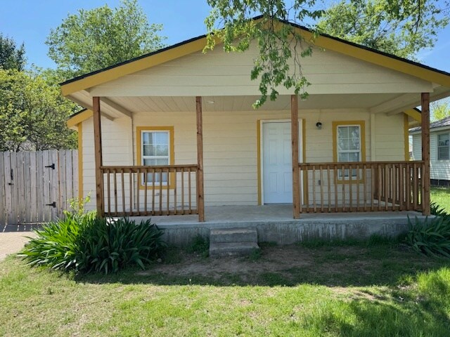 1504 NW Taylor Ave in Lawton, OK - Building Photo