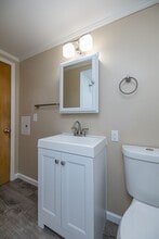 2194 Hawkins Rd in Westlake, OH - Building Photo - Building Photo