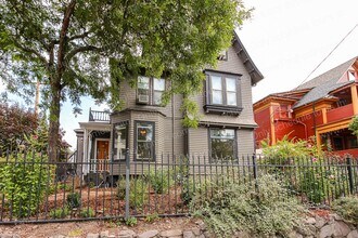 2380 NW Northrup St in Portland, OR - Building Photo - Building Photo