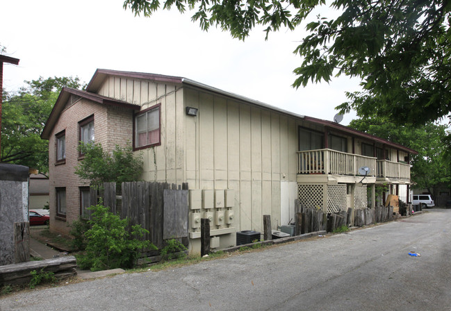 8909 Parkfield Dr in Austin, TX - Foto de edificio - Building Photo