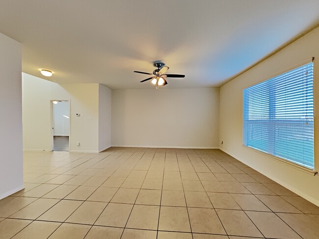 11910 Luckey River in San Antonio, TX - Building Photo - Building Photo