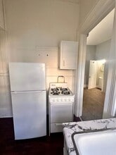 1016 Haskell Ave, Unit #2 in Rockford, IL - Foto de edificio - Building Photo