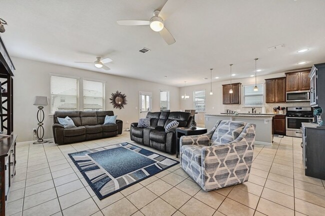 property at 336 Wapiti Rd