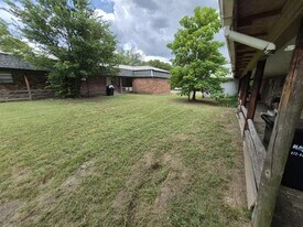 4405 Oneal St in Greenville, TX - Building Photo