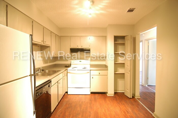 270 Tampa Dr-Unit -G13 in Nashville, TN - Building Photo