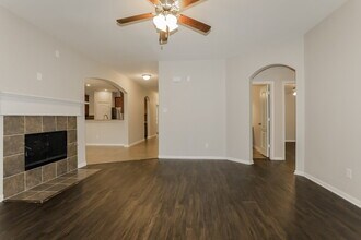961 Doire Dr in Conroe, TX - Building Photo - Building Photo