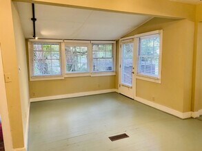 409 E Erie Ave in Folly Beach, SC - Building Photo - Building Photo